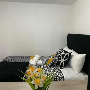 https://amatista-cerca-al-aeropuerto.hotels-bogota.net